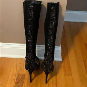 These boots were made for walking🎼🎤